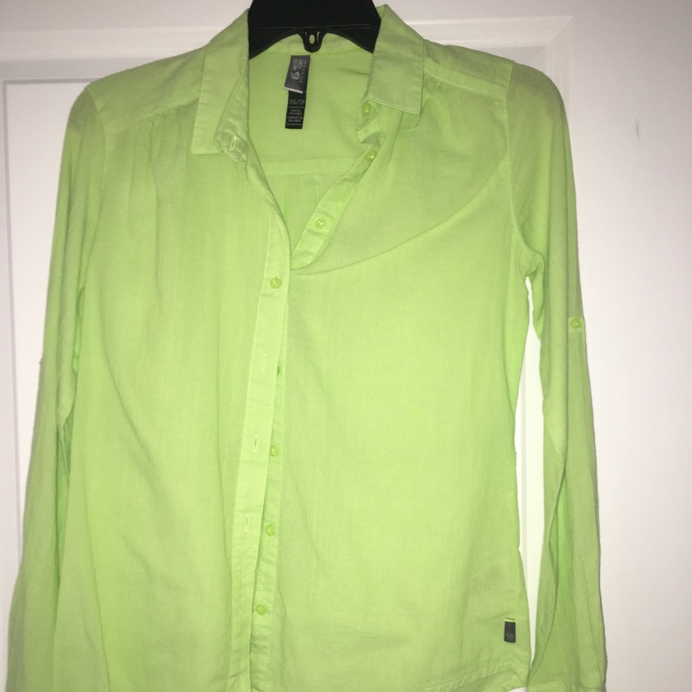 NWOT mountain hard wear green blouse